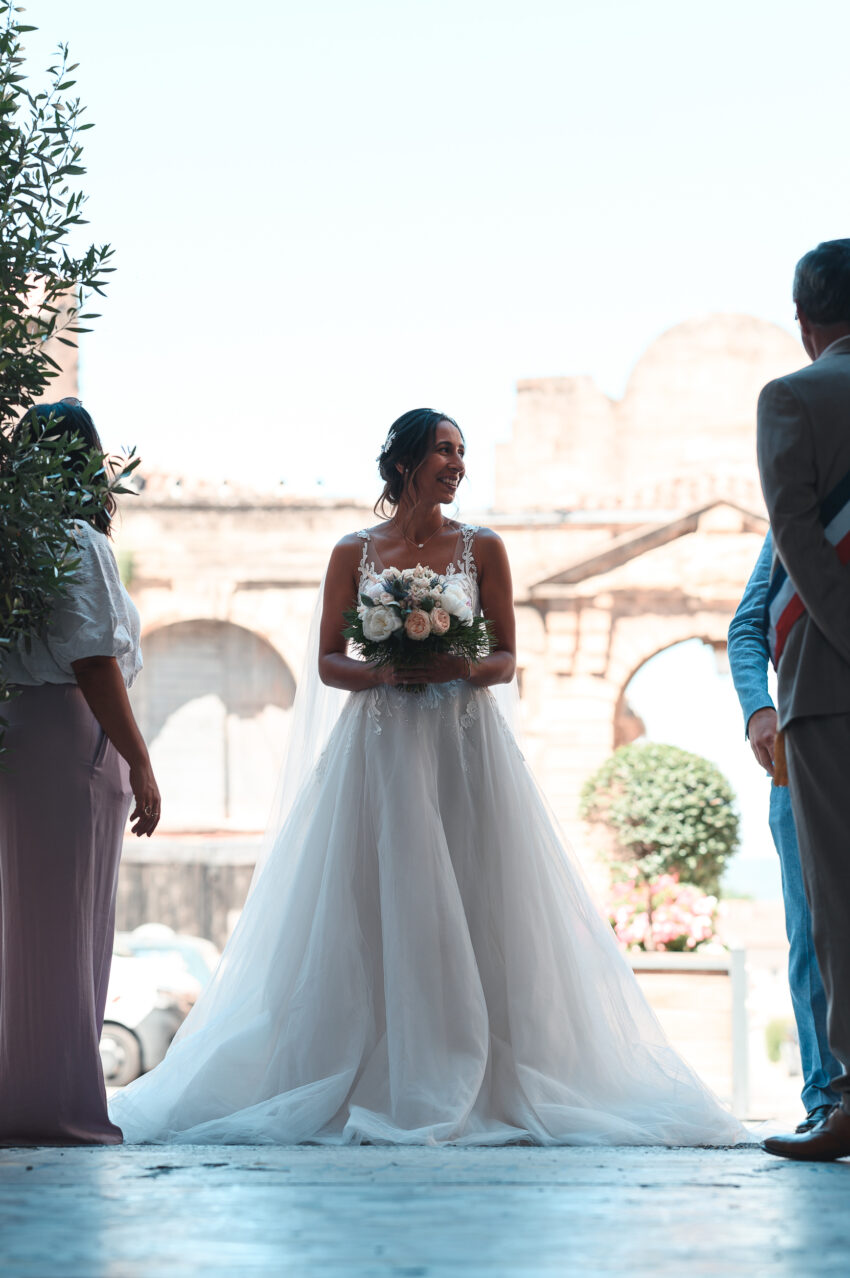 La mariée, jeu de lumière et photo mariage Provence